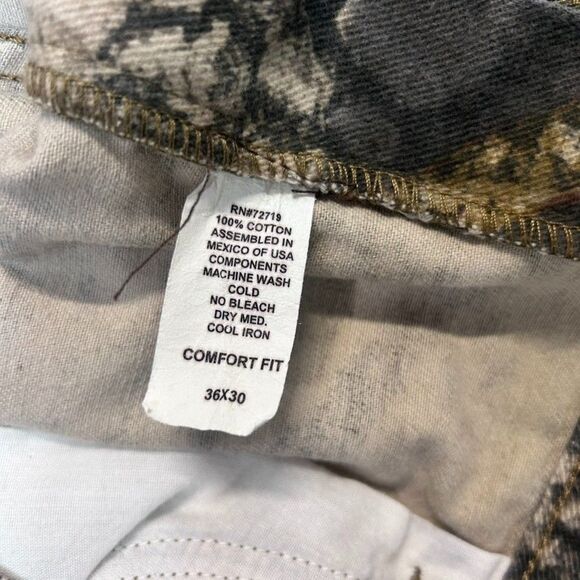 Diamond Cut Jeans Mens 36x30 Camo Mossy Oak Straight Leg Distressed Denim - Picture 7 of 7